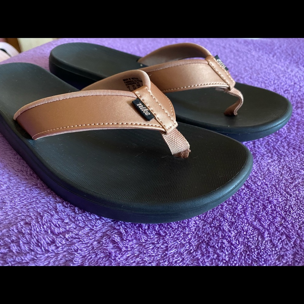 Nike Flip Flops